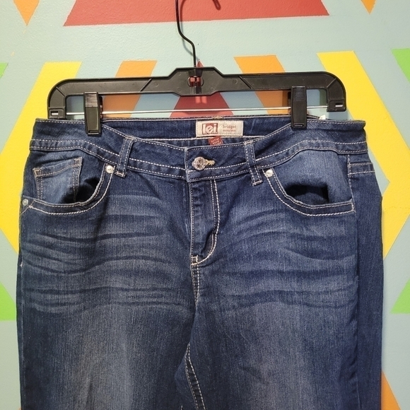 L.e.i Bridget Blue Colored Curvy Bootcut StyleJeans Size Juniors 13 Women 10-12 - Picture 2 of 13